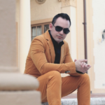 male escort